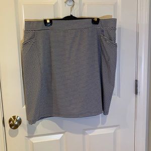 Talbots 2x gray and white striped skirt